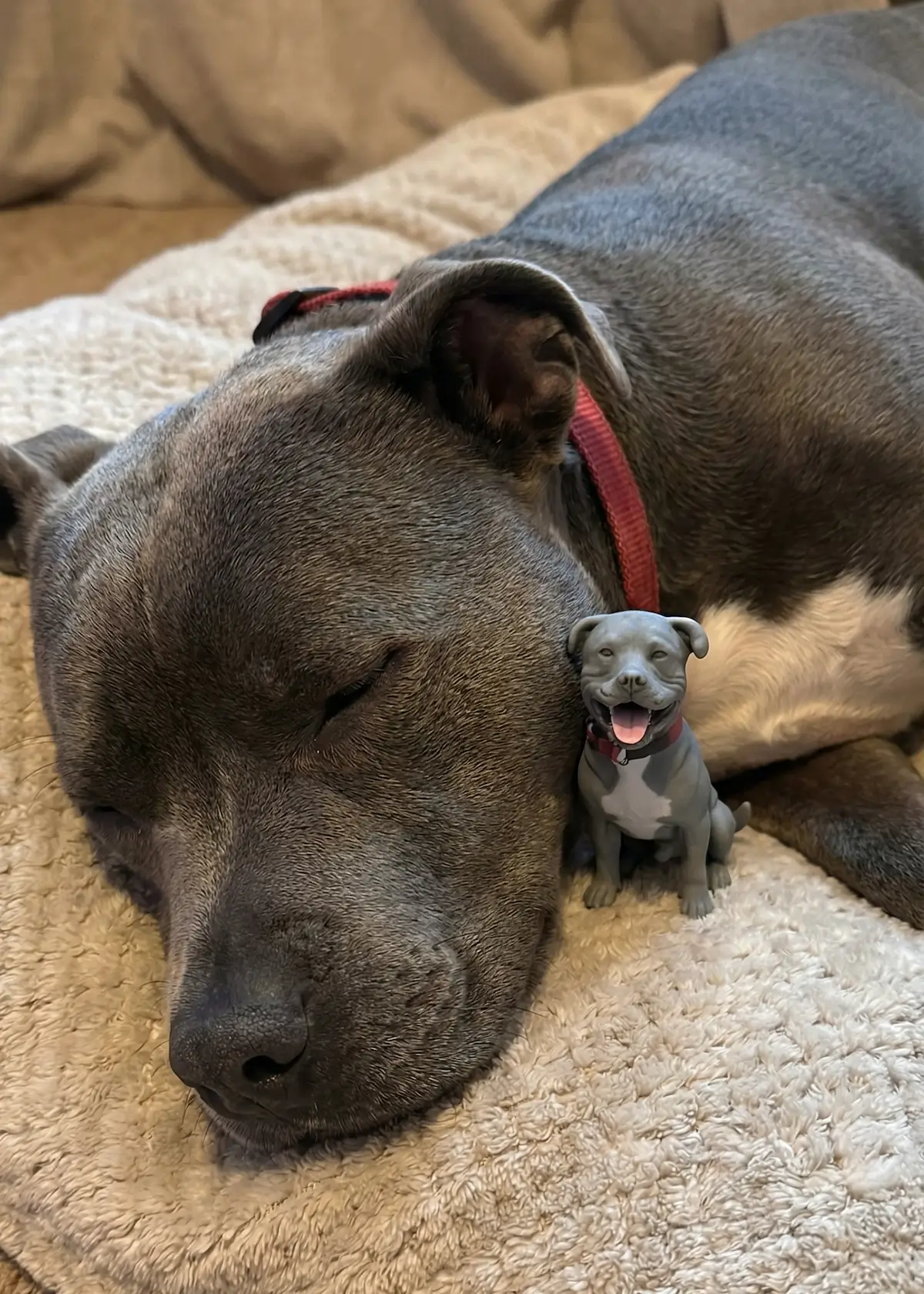 A custom In-Real figurine